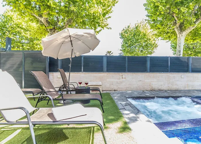 De Lujo. Piscina Con Jacuzzi. *